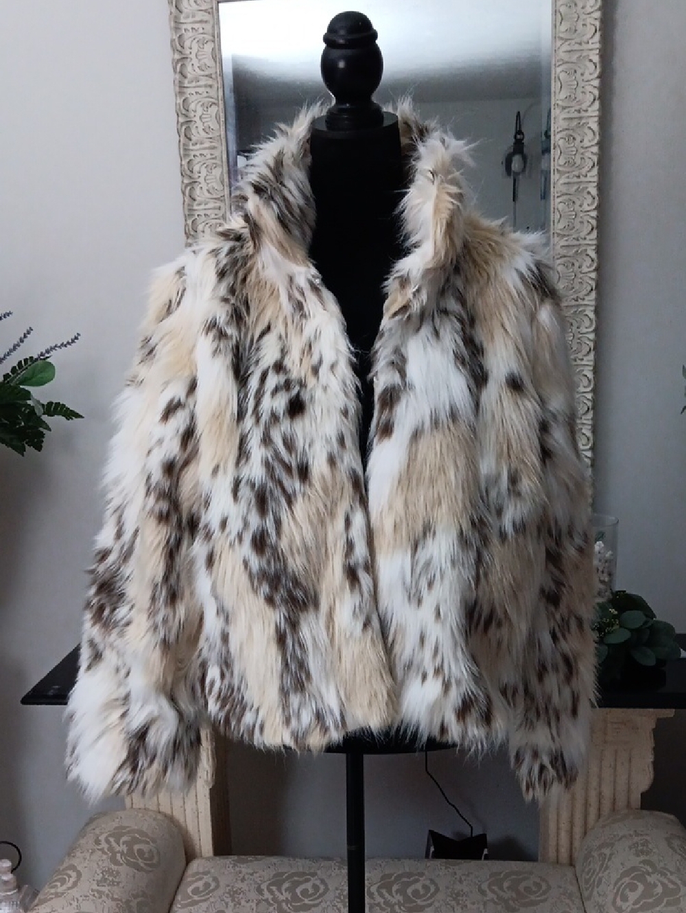 Faux Fur Speckled Cream Croppy Teddy Jacket